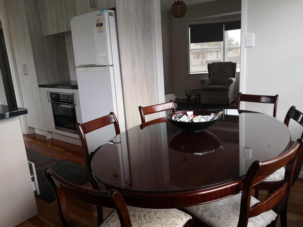 Cheerful 4 Bedroom Holiday Home Rotorua Kültér fotó