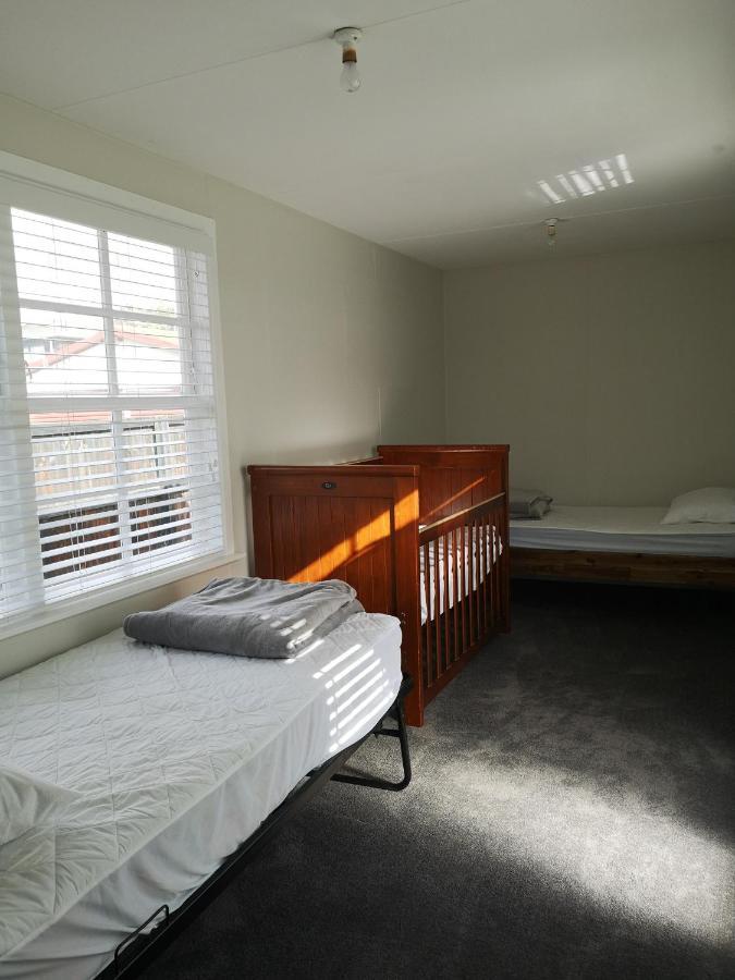 Cheerful 4 Bedroom Holiday Home Rotorua Kültér fotó
